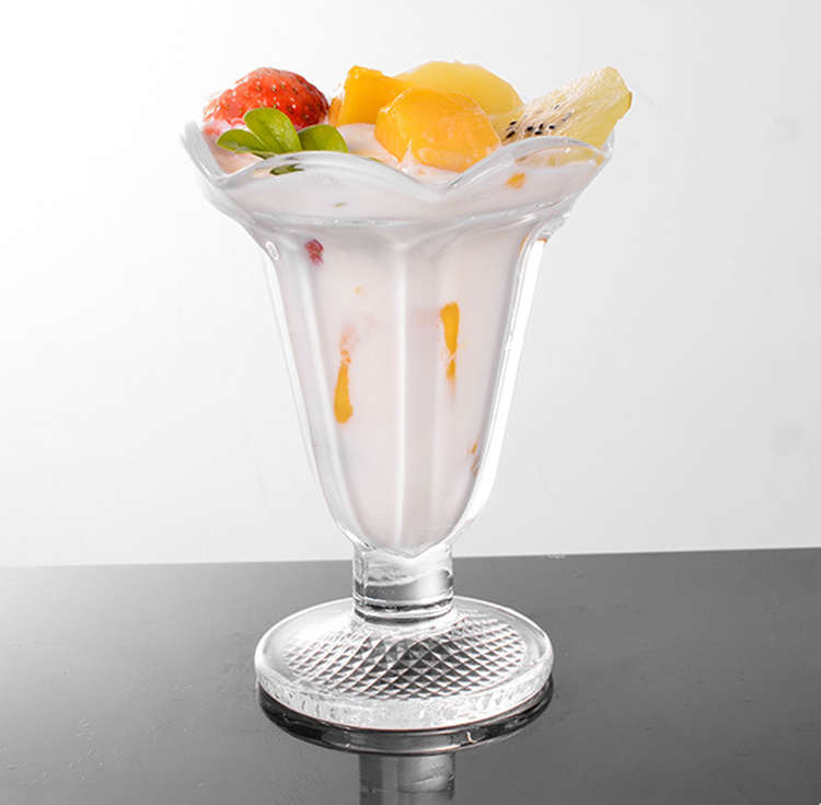 Tasses en verre nordique 6oz pour le restaurant de jus de crème glacée Utilisation