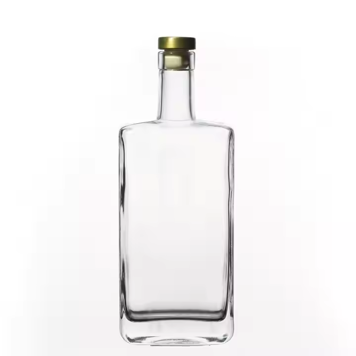 Bouteille de whisky avec verre
