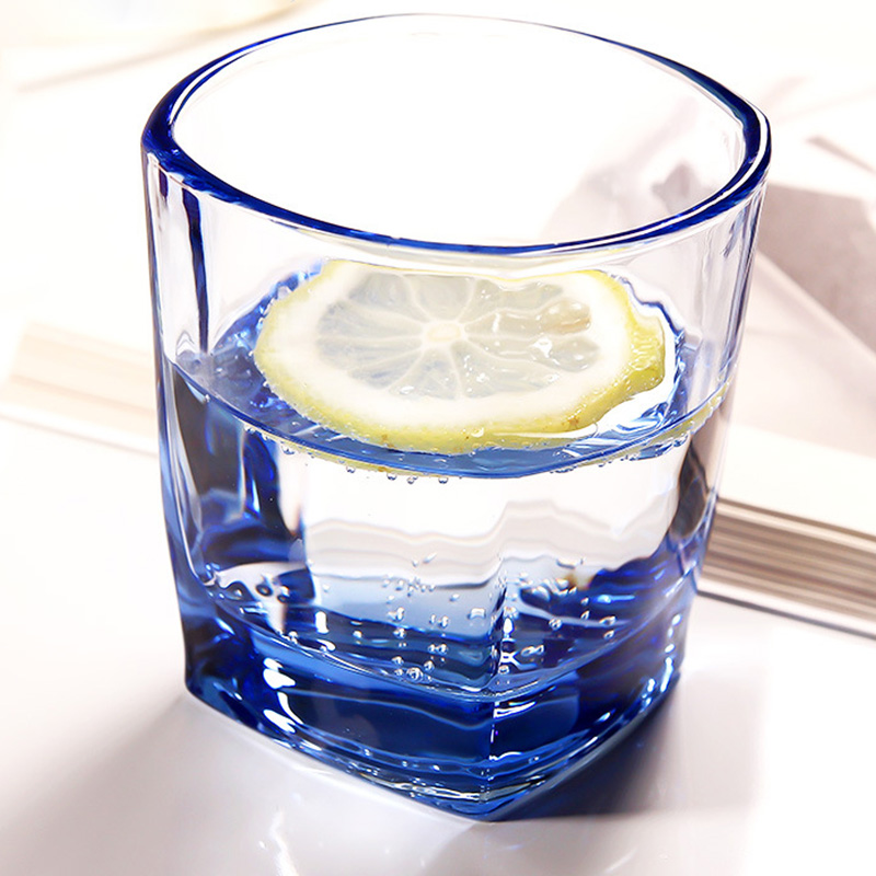 Tasses à eau carrée 180 ml 300 ml de verre en couleurs violettes bleues
